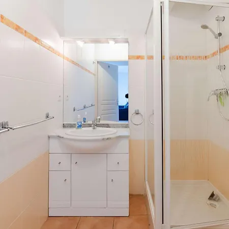 Appartamento 3 Pièces Avec Internet Et Parking Privé à Narbonne-plage - Fr-1-409-285