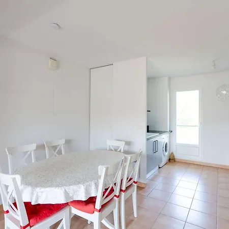 Apartment 3 Pieces Avec Internet Et Parking Prive A Narbonne-plage - Fr-1-409-285 Narbonne