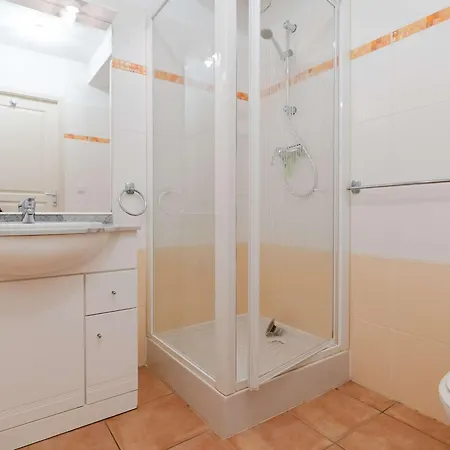 3 Pieces Avec Internet Et Parking Prive A Narbonne-plage - Fr-1-409-285