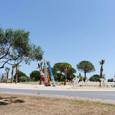 Apartment 3 Pieces Avec Internet Et Parking Prive A Narbonne-plage - Fr-1-409-285 *